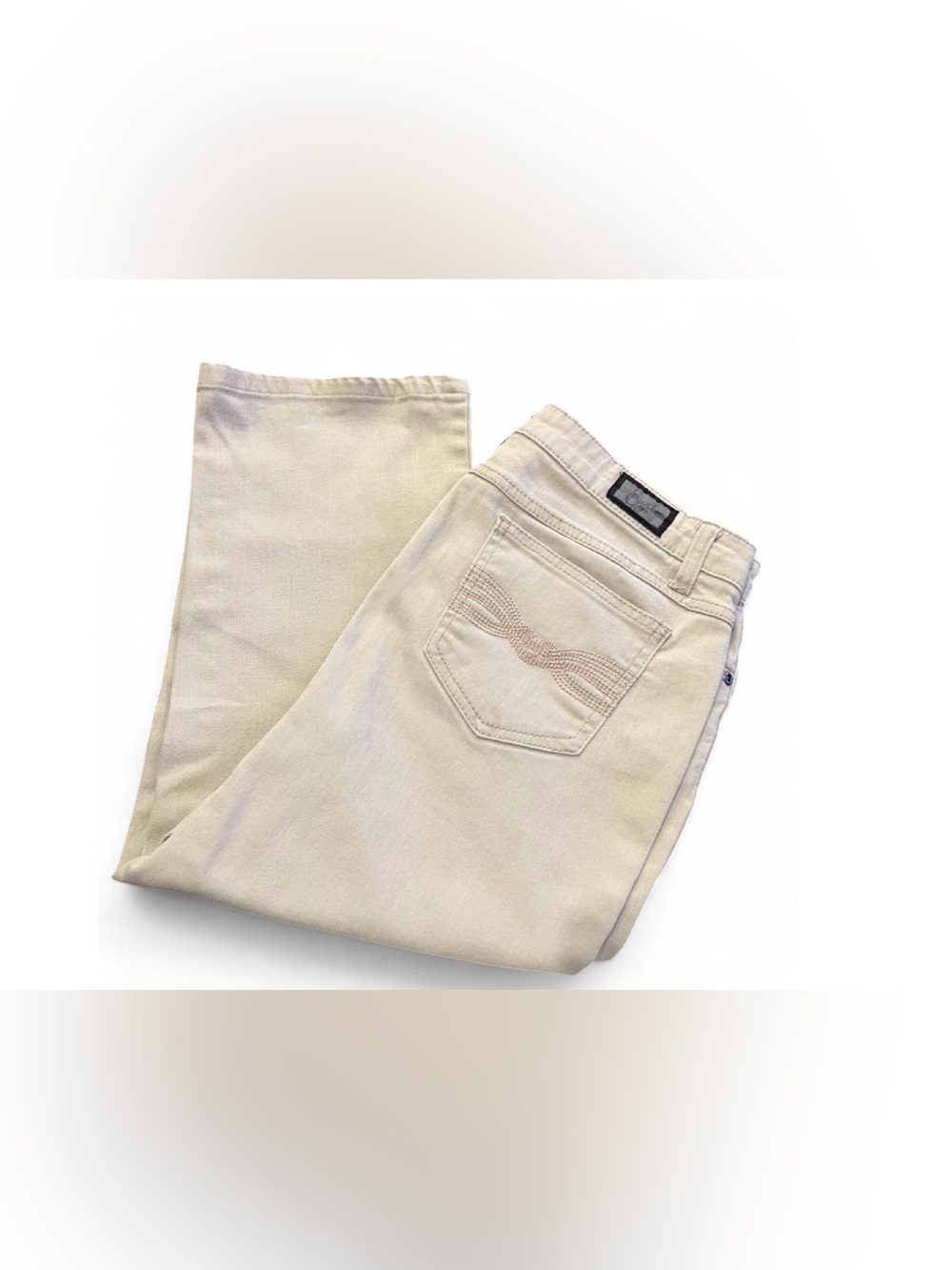 Earl Jean cream low rise capri jeans in a size 8
